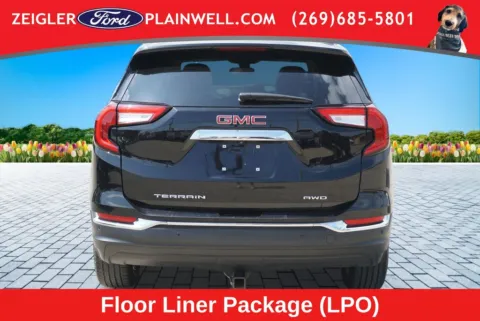 More photos of 2022 GMC Terrain SLT at Zeigler Ford of Plainwell, MI