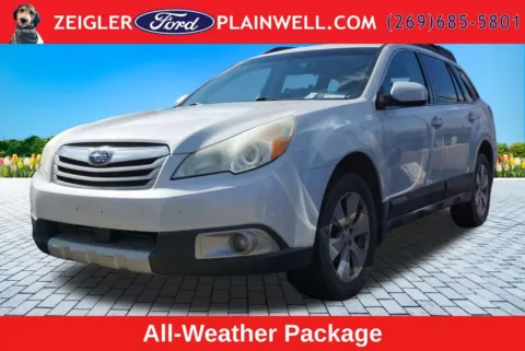 White 2010 Subaru Outback 2.5i Premium for sale in Plainwell, MI