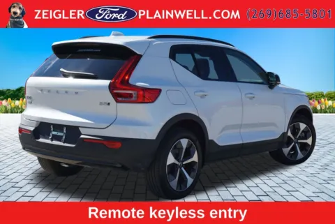 More photos of 2024 Volvo XC40 B5 Core at Zeigler Ford of Plainwell, MI