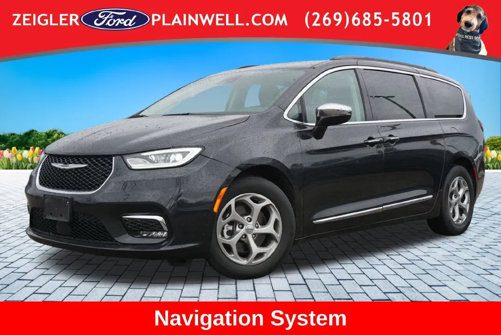 Black 2023 Chrysler Pacifica Limited for sale in Plainwell, MI