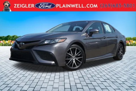Gray 2022 Toyota Camry SE for sale in Plainwell, MI