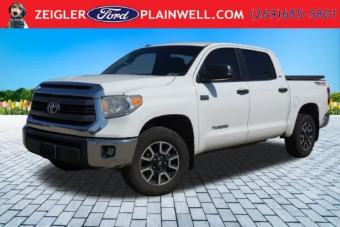 White 2015 Toyota Tundra SR5 for sale in Plainwell, MI