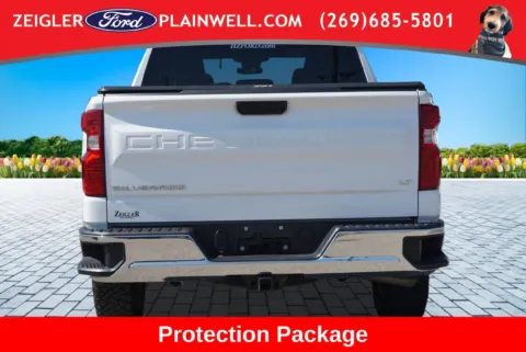 More photos of 2023 Chevrolet Silverado 1500 LT at Zeigler Ford of Plainwell, MI