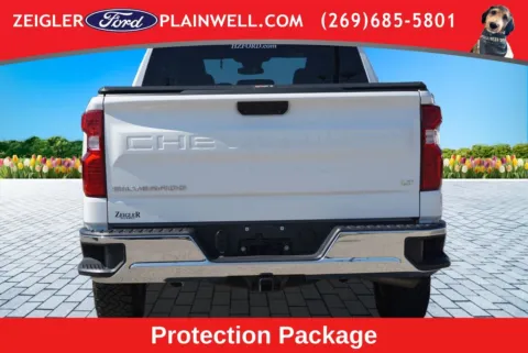 More photos of 2023 Chevrolet Silverado 1500 LT at Zeigler Ford of Plainwell, MI