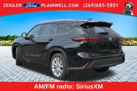 Another view of 2026 Toyota Highlander Hybrid Limited for sale in Plainwell, MI at Zeigler Ford of Plainwell