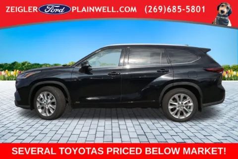 Photos of 2026 Toyota Highlander Hybrid Limited for sale in Plainwell, MI at Zeigler Ford of Plainwell
