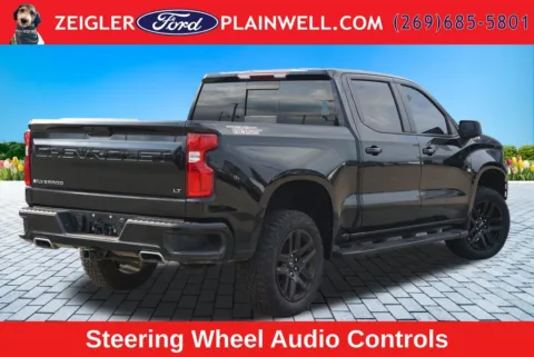 More photos of 2021 Chevrolet Silverado 1500 LT Trail Boss at Zeigler Ford of Plainwell, MI