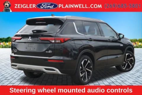 More photos of 2023 Mitsubishi Outlander PHEV at Zeigler Ford of Plainwell, MI
