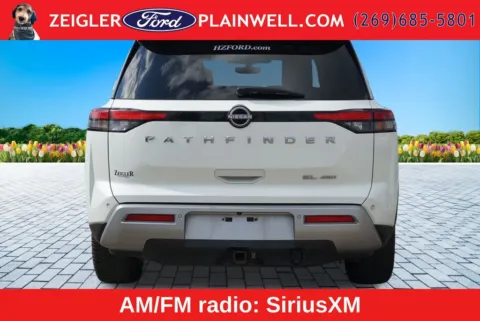 More photos of 2023 Nissan Pathfinder SL at Zeigler Ford of Plainwell, MI