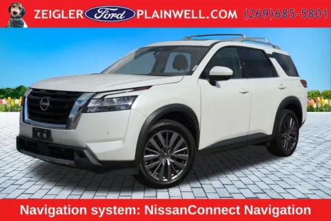White 2023 Nissan Pathfinder SL for sale in Plainwell, MI