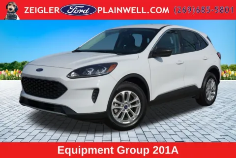 White 2022 Ford Escape Hybrid SE for sale in Plainwell, MI