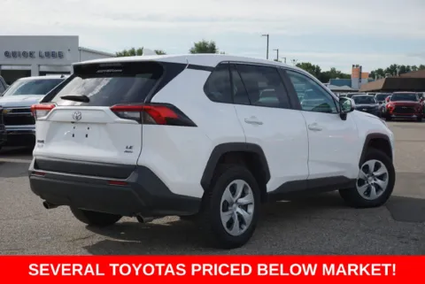More photos of 2022 Toyota RAV4 LE at Zeigler Ford of Plainwell, MI