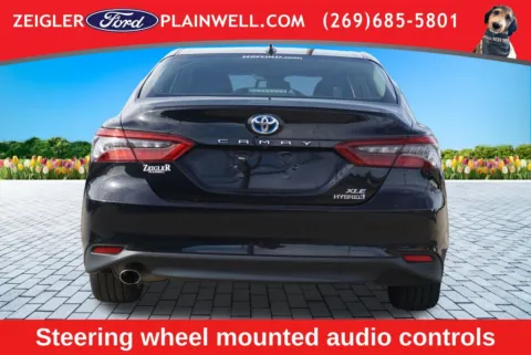 More photos of 2022 Toyota Camry Hybrid XLE at Zeigler Ford of Plainwell, MI