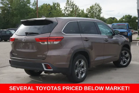 More photos of 2018 Toyota Highlander Limited at Zeigler Ford of Plainwell, MI