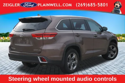 More photos of 2018 Toyota Highlander Limited at Zeigler Ford of Plainwell, MI