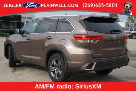 Another view of 2018 Toyota Highlander Limited for sale in Plainwell, MI at Zeigler Ford of Plainwell