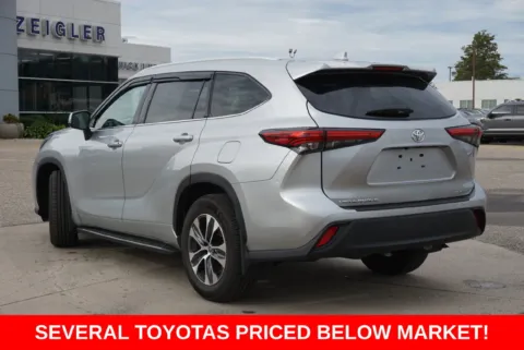 Another view of 2022 Toyota Highlander XLE for sale in Plainwell, MI at Zeigler Ford of Plainwell