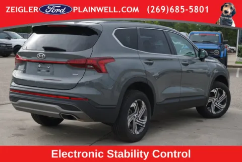More photos of 2023 Hyundai Santa Fe SE at Zeigler Ford of Plainwell, MI