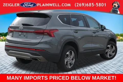 More photos of 2023 Hyundai Santa Fe SE at Zeigler Ford of Plainwell, MI