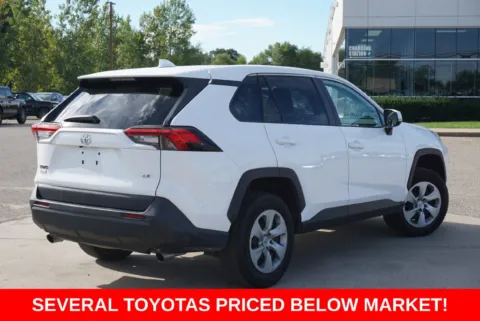 More photos of 2022 Toyota RAV4 LE at Zeigler Ford of Plainwell, MI