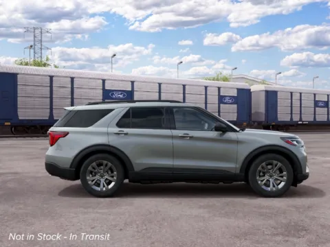 More photos of 2027 Ford Explorer Active at Zeigler Ford of Plainwell, MI