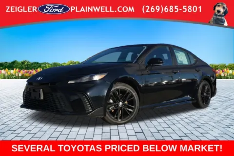 Black 2026 Toyota Camry SE for sale in Plainwell, MI
