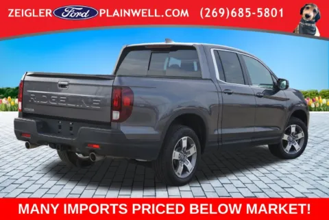 More photos of 2025 Honda Ridgeline RTL at Zeigler Ford of Plainwell, MI