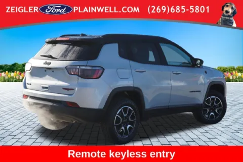 More photos of 2025 Jeep Compass Trailhawk at Zeigler Ford of Plainwell, MI