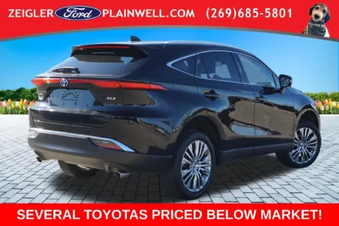 More photos of 2023 Toyota Venza XLE at Zeigler Ford of Plainwell, MI