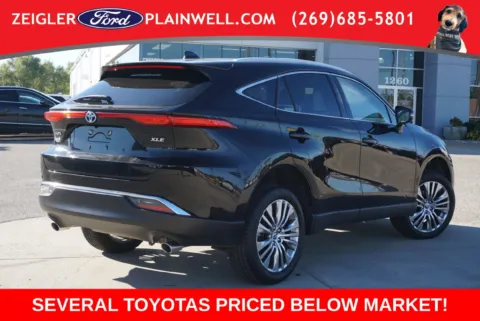 More photos of 2023 Toyota Venza XLE at Zeigler Ford of Plainwell, MI