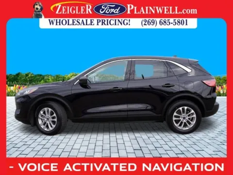 Photos of 2022 Ford Escape SE for sale in Plainwell, MI at Zeigler Ford of Plainwell