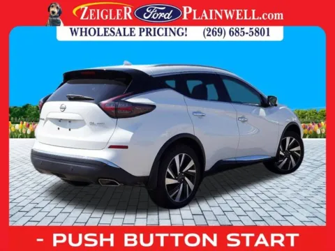 More photos of 2023 Nissan Murano SL at Zeigler Ford of Plainwell, MI