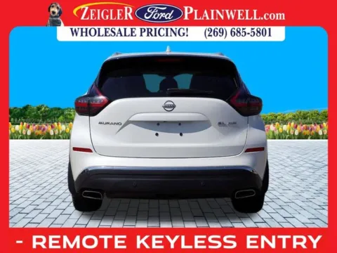More photos of 2023 Nissan Murano SL at Zeigler Ford of Plainwell, MI