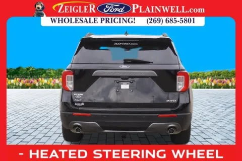 More photos of 2022 Ford Explorer XLT at Zeigler Ford of Plainwell, MI