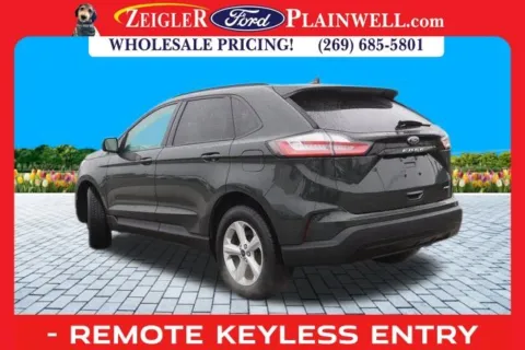 Another view of 2022 Ford Edge SE for sale in Plainwell, MI at Zeigler Ford of Plainwell