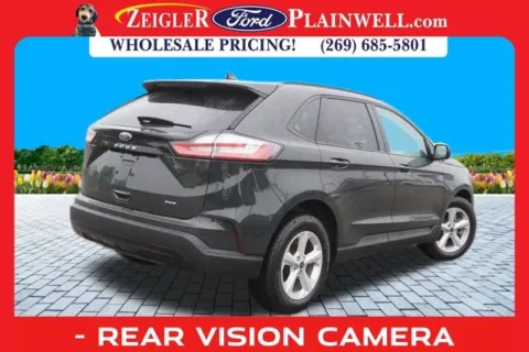 More photos of 2022 Ford Edge SE at Zeigler Ford of Plainwell, MI
