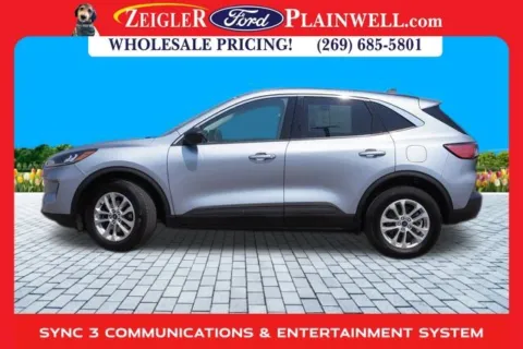 Photos of 2022 Ford Escape SE for sale in Plainwell, MI at Zeigler Ford of Plainwell