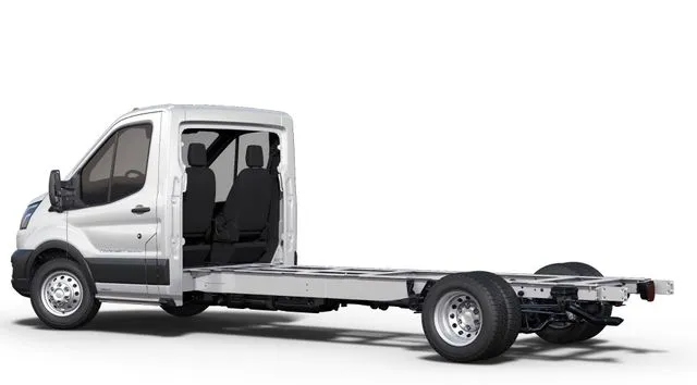 2023 Ford Transit Cutaway Base - Photo 23