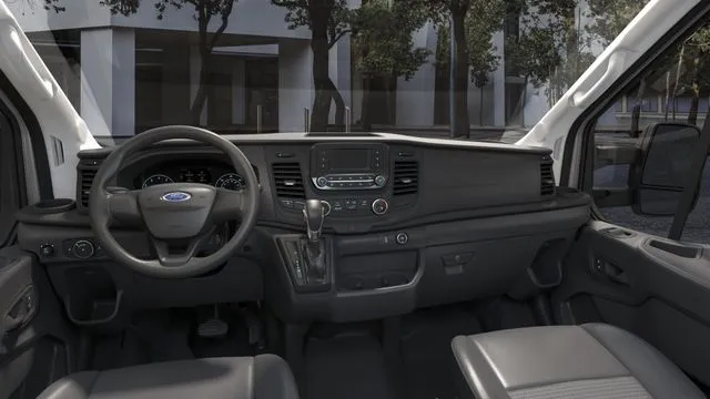 2023 Ford Transit Cutaway Base - Photo 28