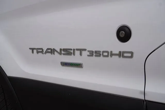 2023 Ford Transit Cutaway Base - Photo 7