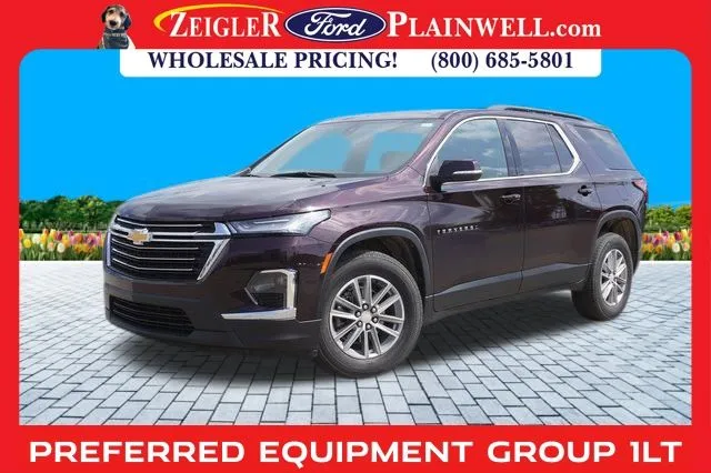 Black 2022 Chevrolet Traverse LT for sale in Plainwell, MI