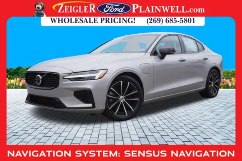 Silver 2023 Volvo S60 Recharge Plug-In Hybrid T8 Plus Dark Theme for sale in Plainwell, MI