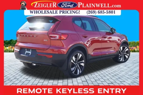 More photos of 2023 Volvo XC40 B5 Plus Dark Theme at Zeigler Ford of Plainwell, MI