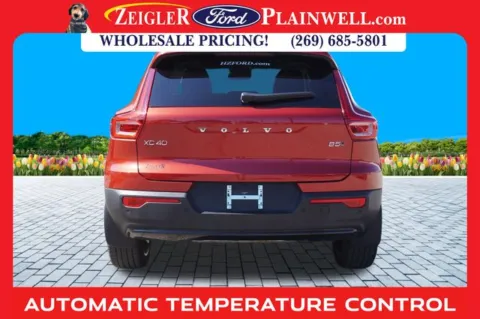 More photos of 2023 Volvo XC40 B5 Plus Dark Theme at Zeigler Ford of Plainwell, MI