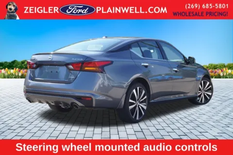 More photos of 2019 Nissan Altima 2.5 Platinum at Zeigler Ford of Plainwell, MI