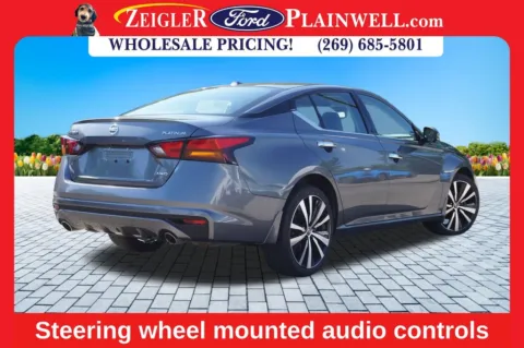 More photos of 2019 Nissan Altima 2.5 Platinum at Zeigler Ford of Plainwell, MI