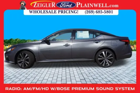 Photos of 2019 Nissan Altima 2.5 Platinum for sale in Plainwell, MI at Zeigler Ford of Plainwell