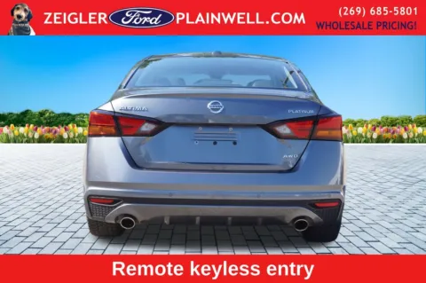More photos of 2019 Nissan Altima 2.5 Platinum at Zeigler Ford of Plainwell, MI
