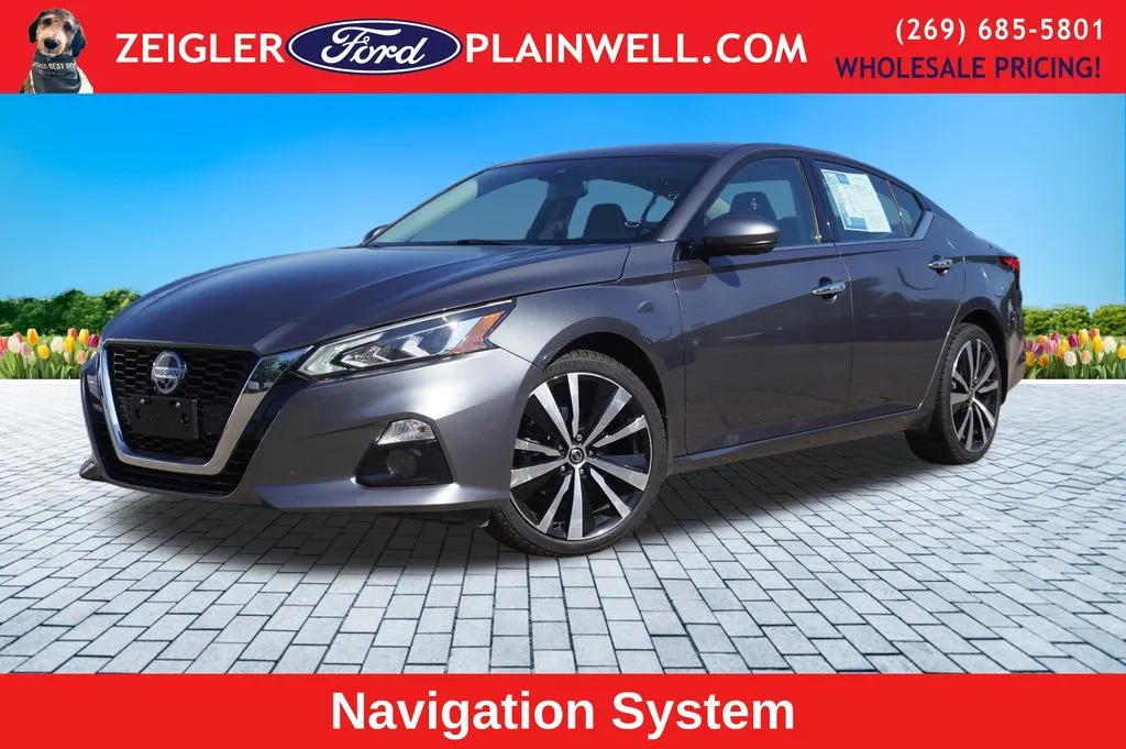 Gray 2019 Nissan Altima 2.5 Platinum for sale in Plainwell, MI