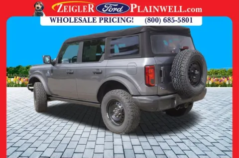Another view of 2022 Ford Bronco Black Diamond for sale in Plainwell, MI at Zeigler Ford of Plainwell